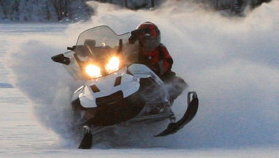 Raid motoneige au Canada