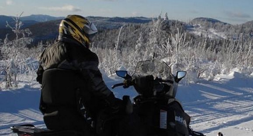 Motoneige Lac Masson